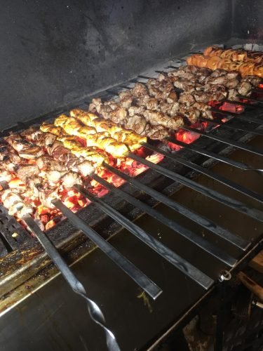 Shishkebab på kolgrill - Rosta restaurang Örebro